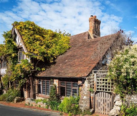 Tudor Cottage .